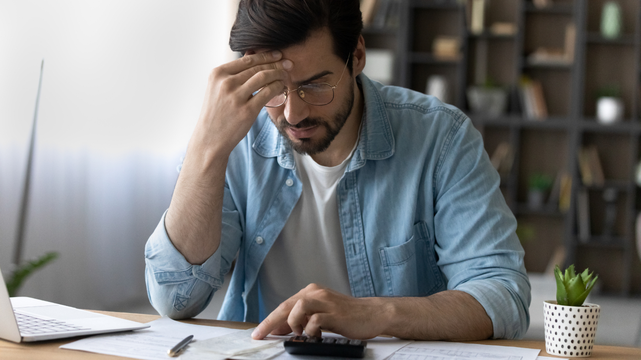 Cálculo de prima de servicios si no trabajó el año completo en Colombia: guía