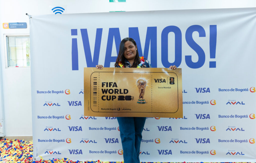 Cliente feliz con Banco de Bogotá y Visa / Cortesía