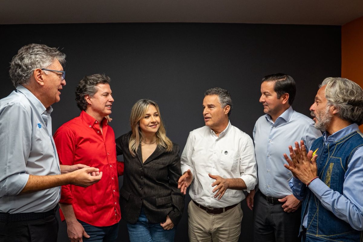 Hijo de Santos, contra Vicky Dávila por alianza que hizo con precandidatos