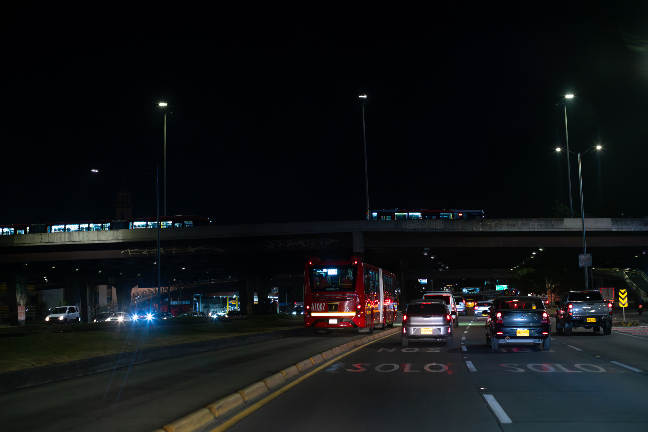 Trancón avenida NQS: cierre estación colapsó por falla mecánica de Transmilenio