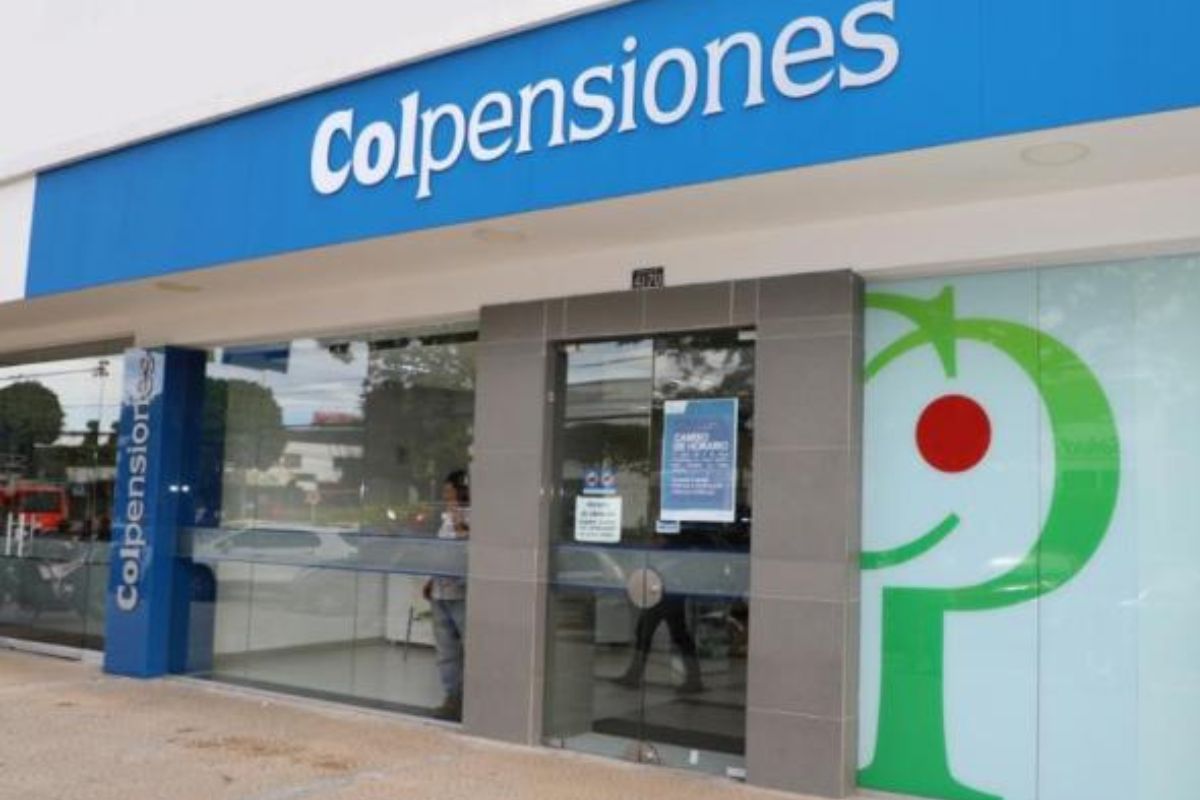 Colpensiones avisa sobre cambios para 2026 y cómo pagará pensiones con nuevo salario mínimo, que sería de dos dígitos. 
