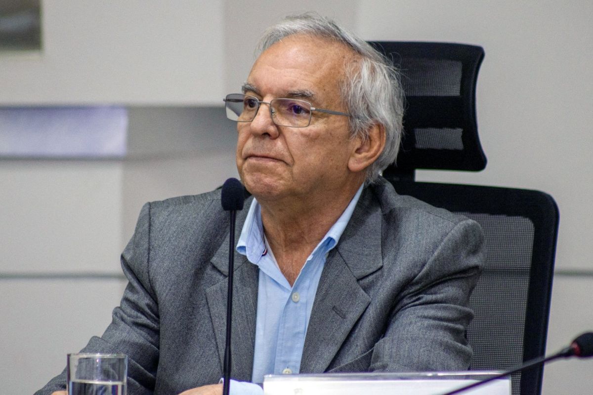 Exministro Bonilla dejó carta antes de ir a la cárcel por escándalo de UNGRD; salpicó a varios congresistas y su exasesora. 