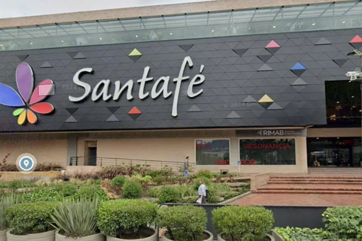 Centro Comercial Santa Fe da versión sobre la mujer que murió en sus instalaciones. No se ha podido identificar a la mujer. 