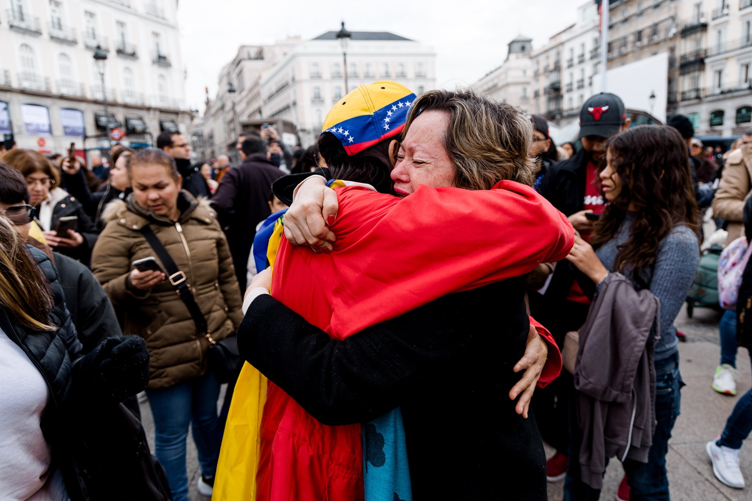 Venezolanos celebrando