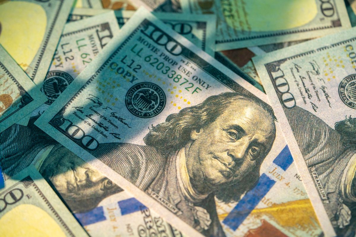 Cómo está el dólar hoy 5 de enero en Colombia: tuvo fuerte alza