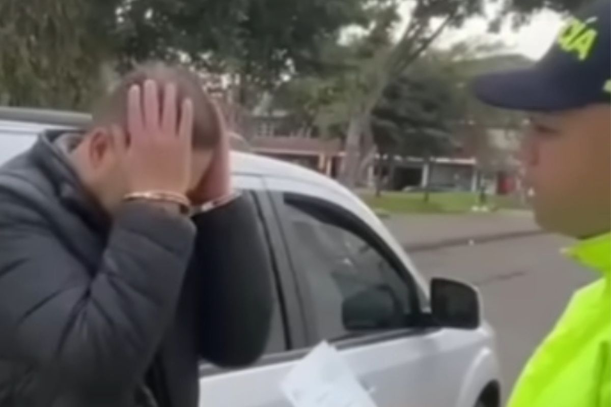 "Hasta el niño se metió en la pelea": duros detalles de hombre que apuñaló a su pareja 55 veces en Bogotá. 