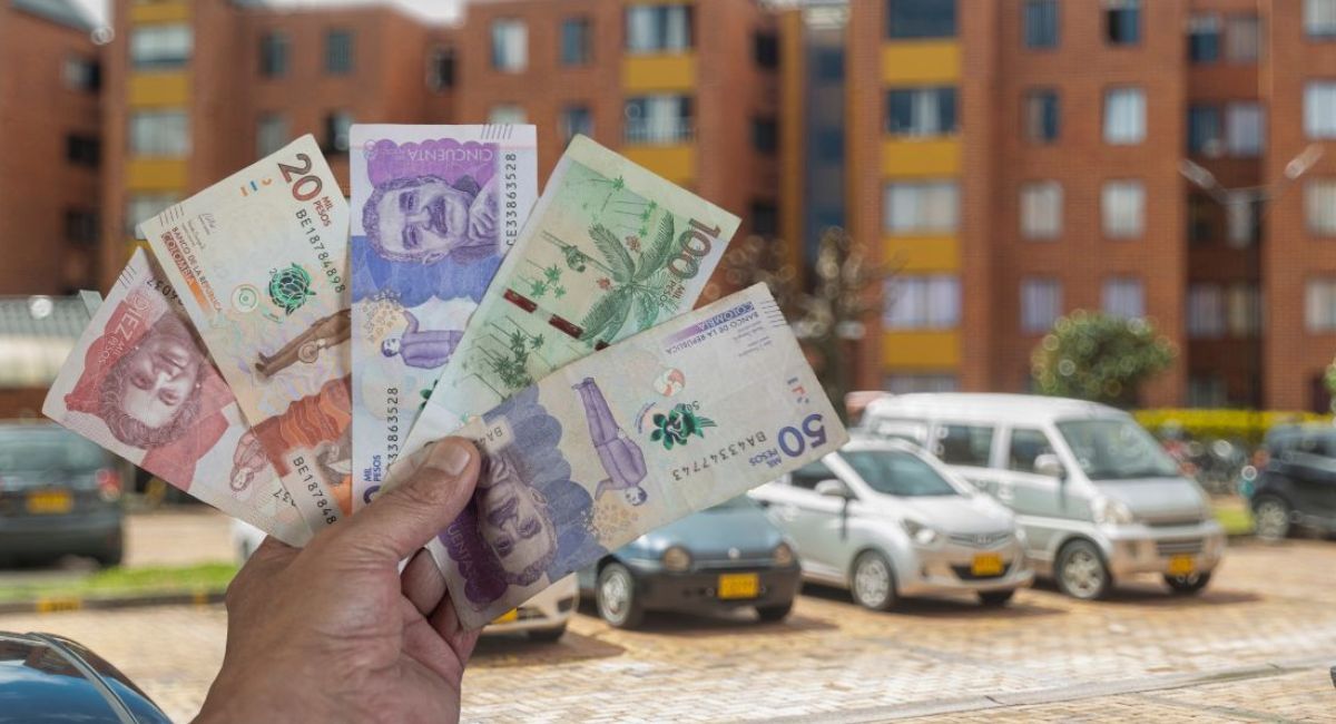 Venta de viviendas en Colombia tendrá enorme cambio: precio no se regirá por salario mínimos, sino en pesos por el alza del 23%.
