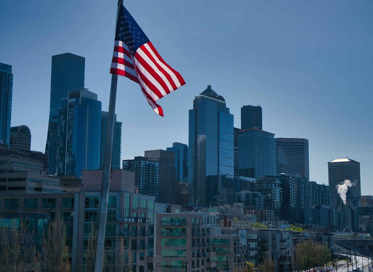 EE. UU. suspende trámites de visas en Colombia y más países: sufren miles