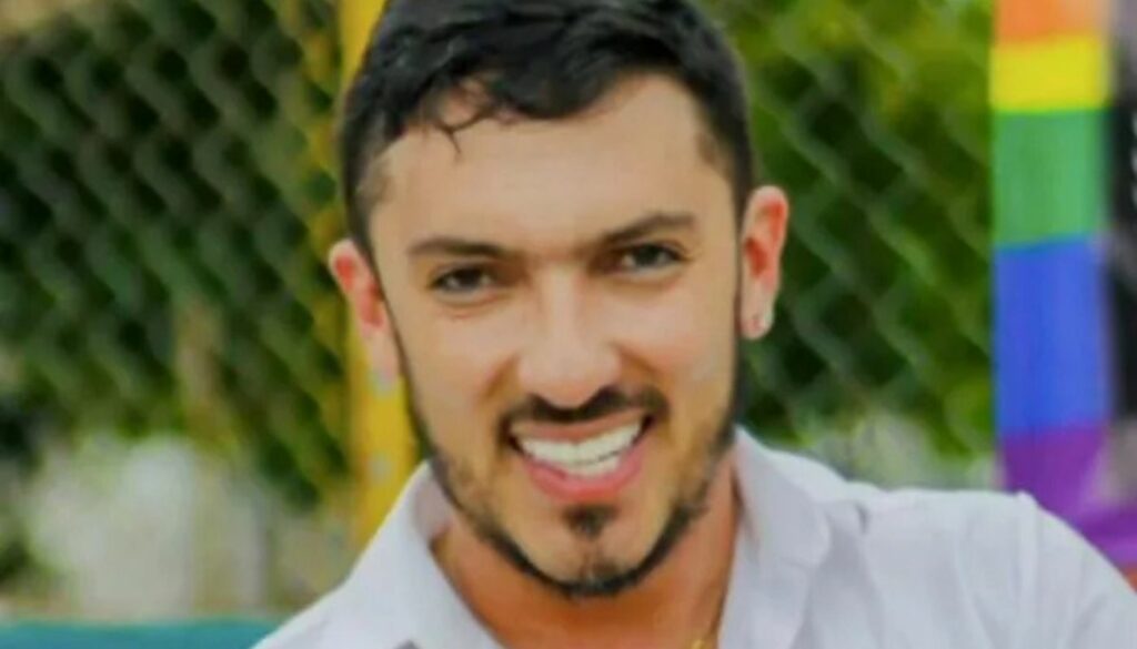 Juan Carlos Florián (Instagram:  X: @juanflorians)