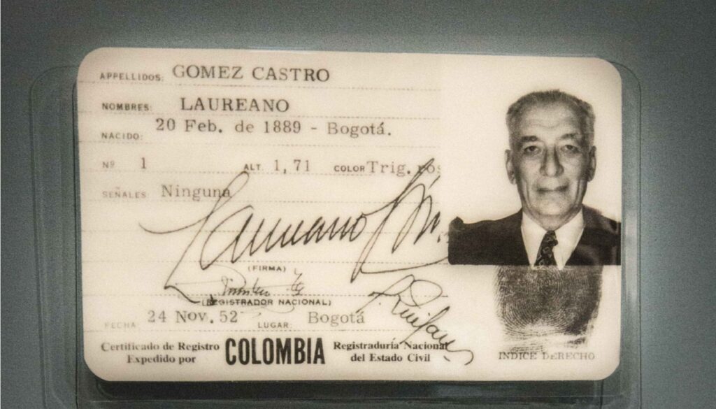 Uno de los tipos de cédulas antiguas en Colombia (Registraduría)