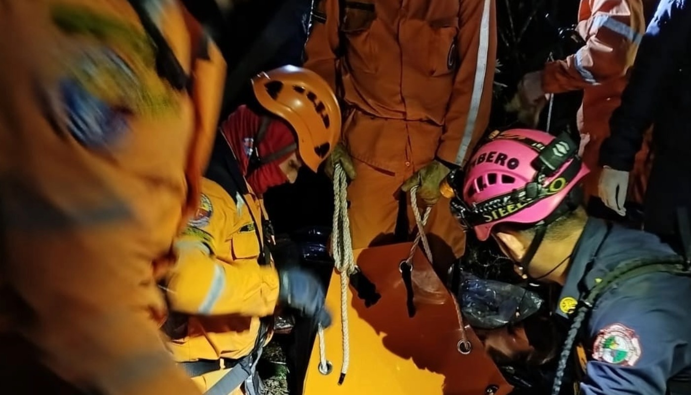 Accidente avión de Satena: imágenes del rescate de cuerpos