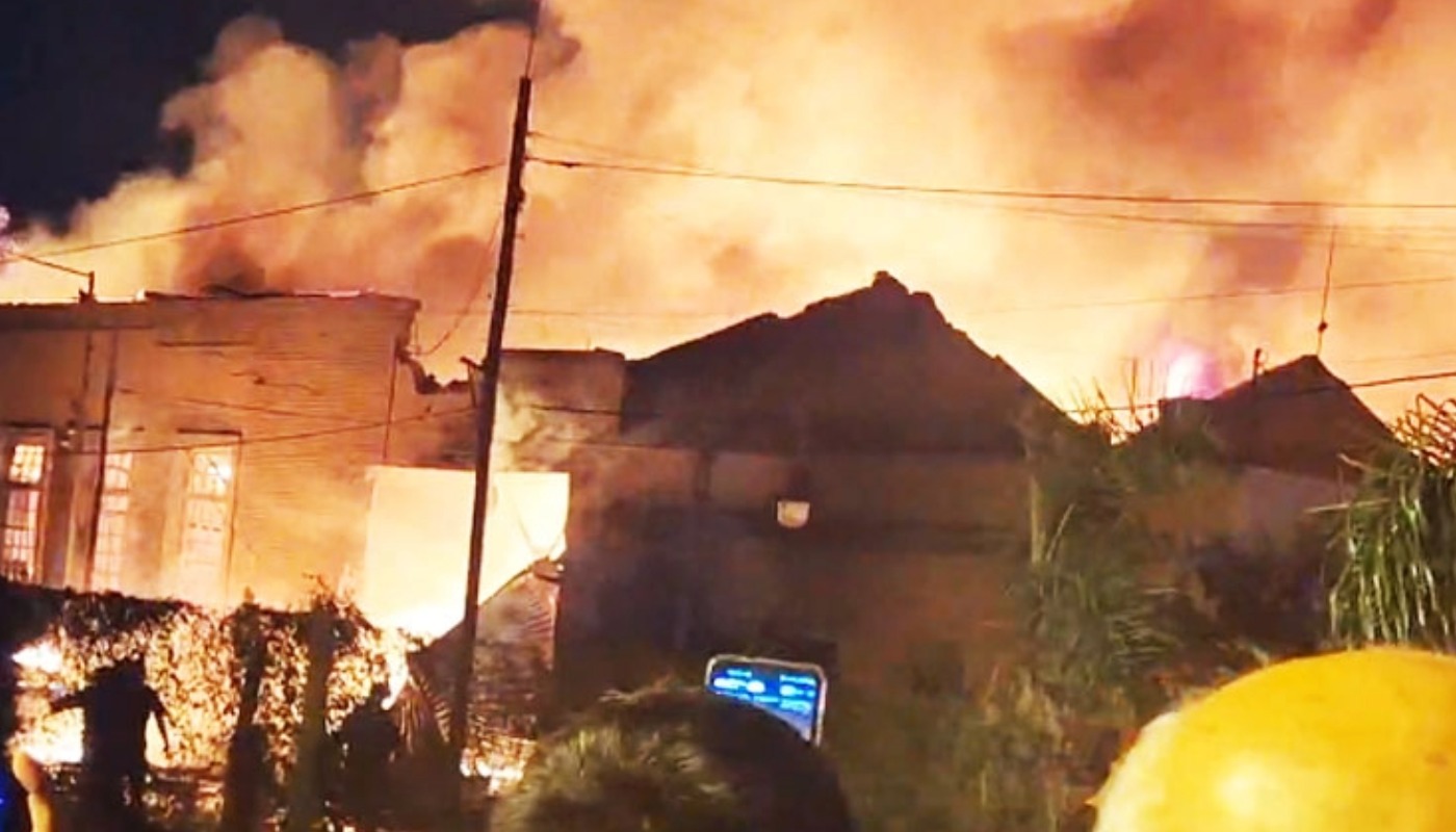 Explosion en San Fernando Buenos Aires: incendio de gran magnitud en empresa