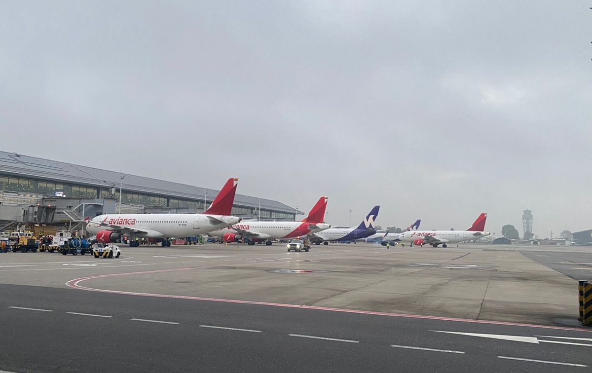 Qué pasó con avión en aeropuerto El Dorado que aterrizó de emergencia