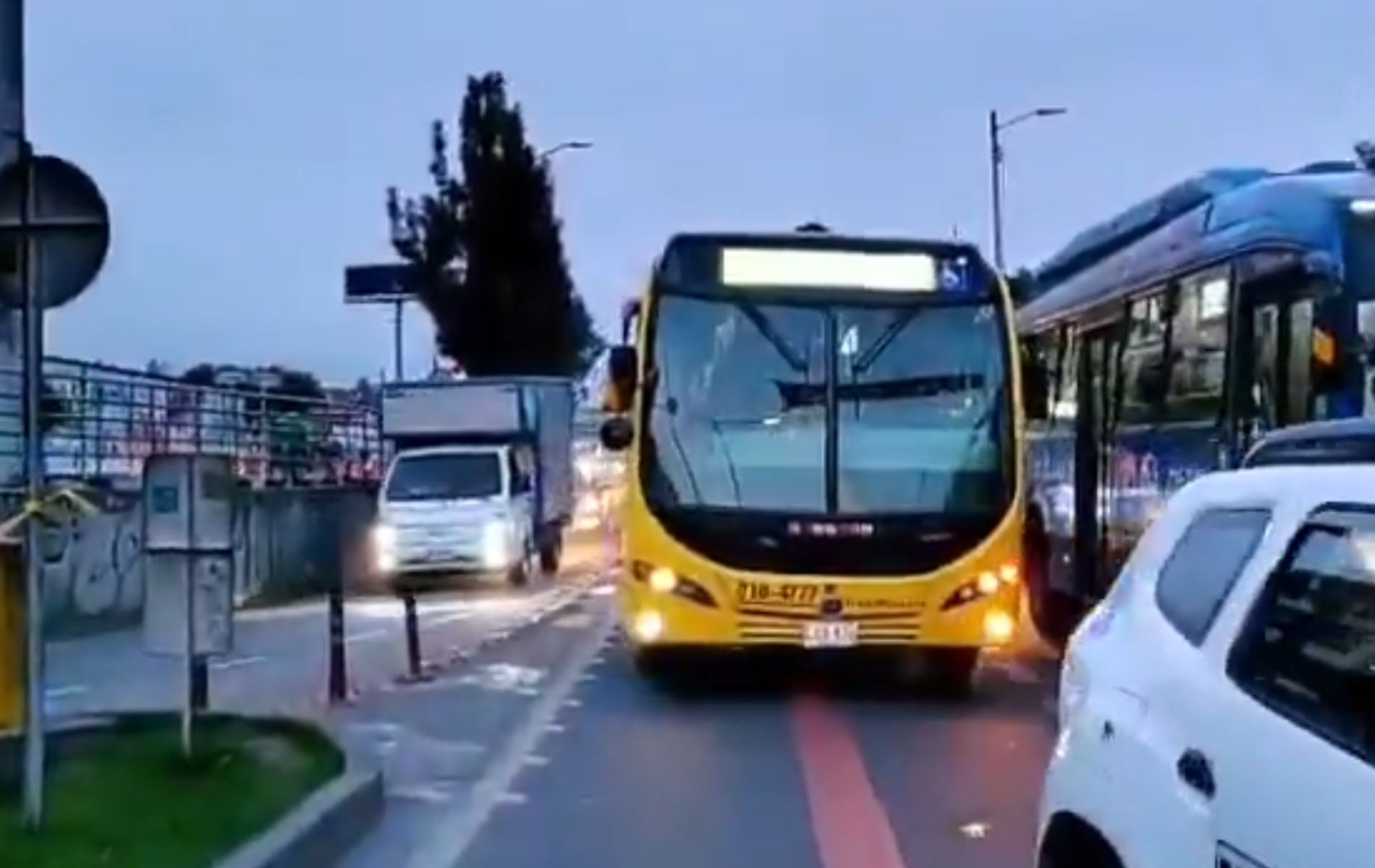 Accidente de tránsito en la avenida Boyacá hoy 7 de febrero: murió motociclista