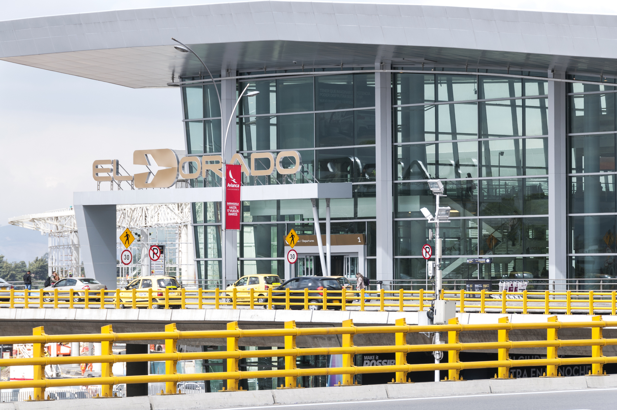 Aeropuerto el dorado: colapso vuelos internacionales, qué está pasando