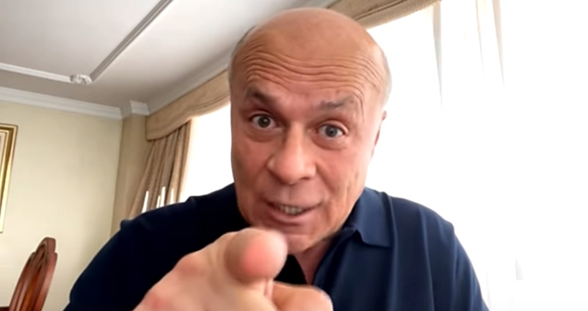 Foto de Carlos Antonio Vélez, en nota de qué lesión tiene Luis Suárez de Selección Colombia: Carlos A. Vélez dio detalles