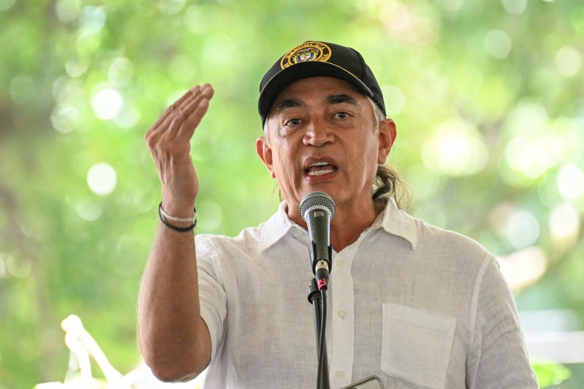 Mañanas Blu: Felipe Zuleta criticó a Gustavo Bolívar por caída de salario mínimo