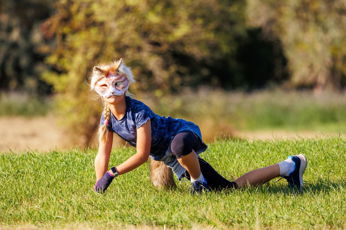 Therians podrán ir al colegio Fyrulais: abren escuela para enseñarles a caminar