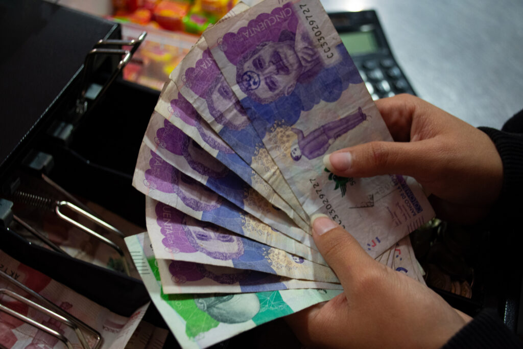 Dinero colombiano (Getty)