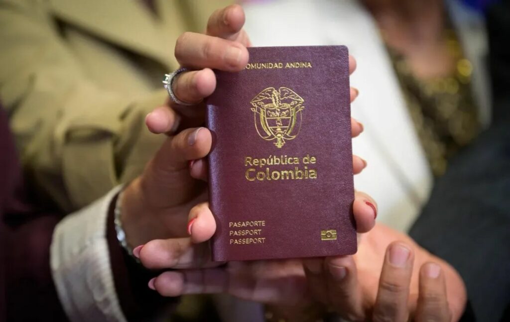 Nuevo pasaporte en Colombia