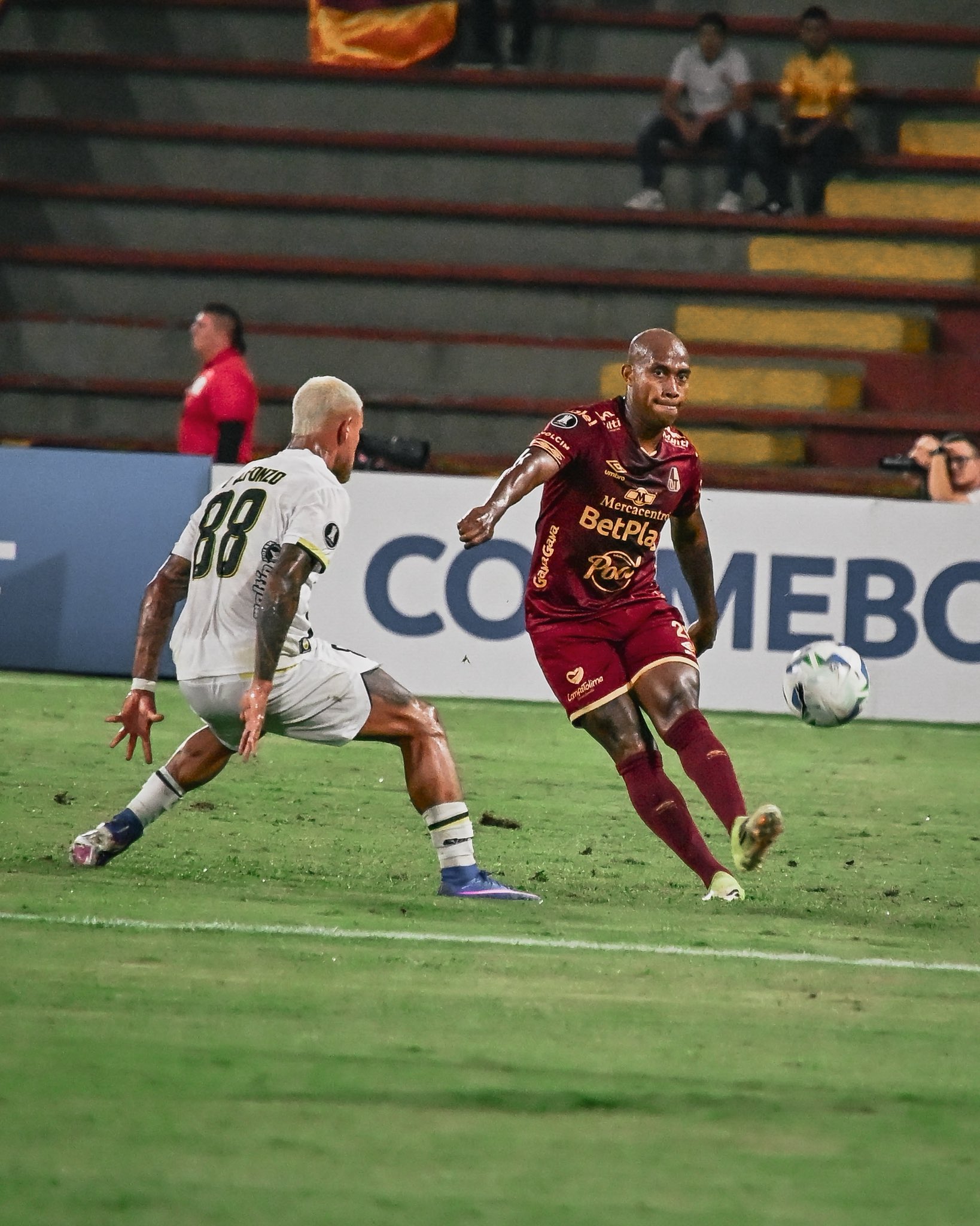 Partido de Deportes Tolima vs. Deportivo Táchira por Copa Libertadores