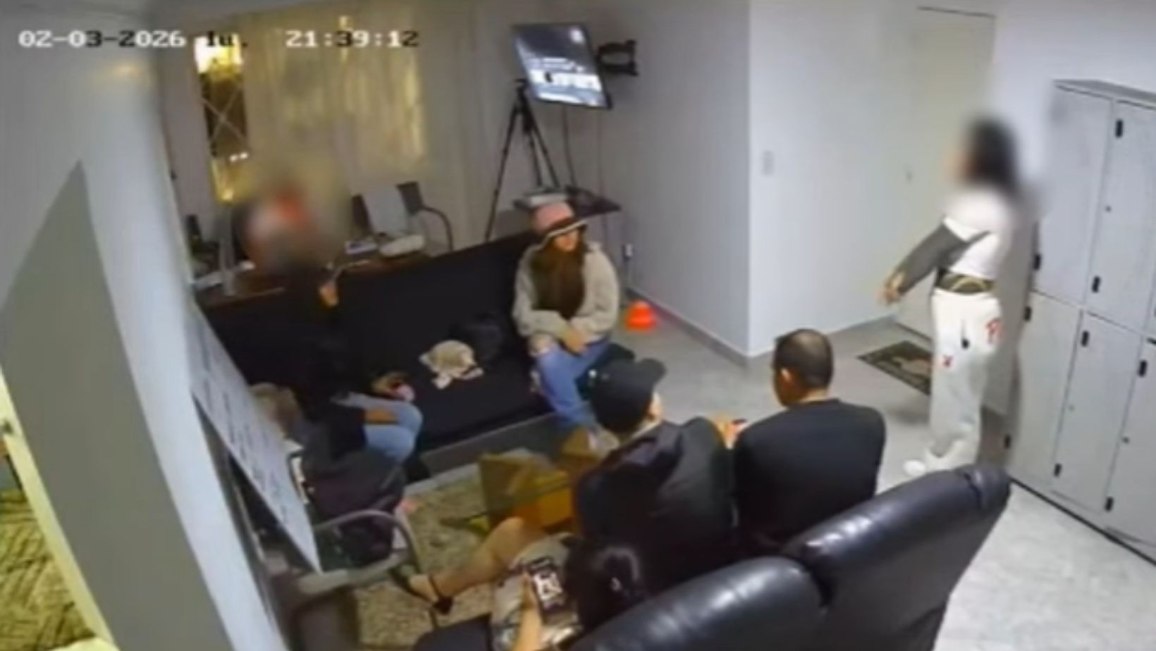 Millonario robo Bogotá: ladrones entraron a local y amenazaron a los empleados