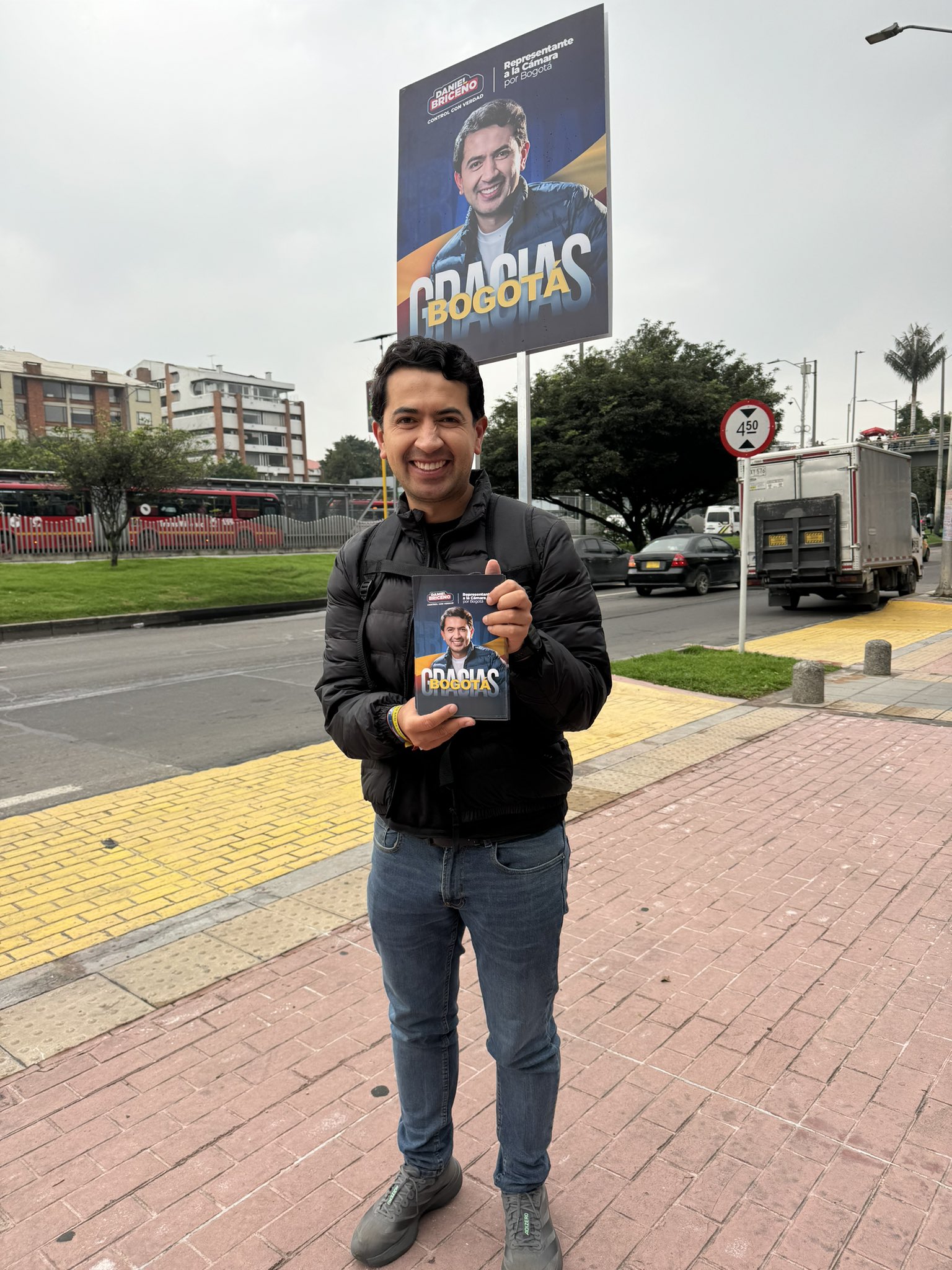 Cuánta plata gastó Daniel Briceño en campaña y recibirá por reposición de votos