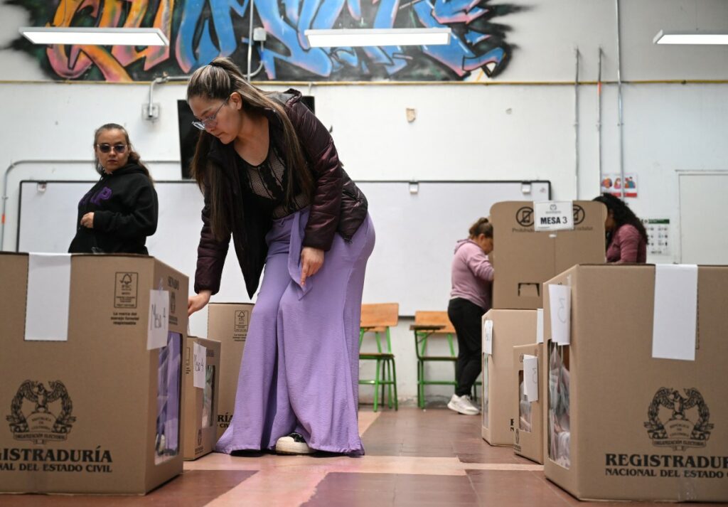 Puesto de votación-elecciones 2026 (AFP)
