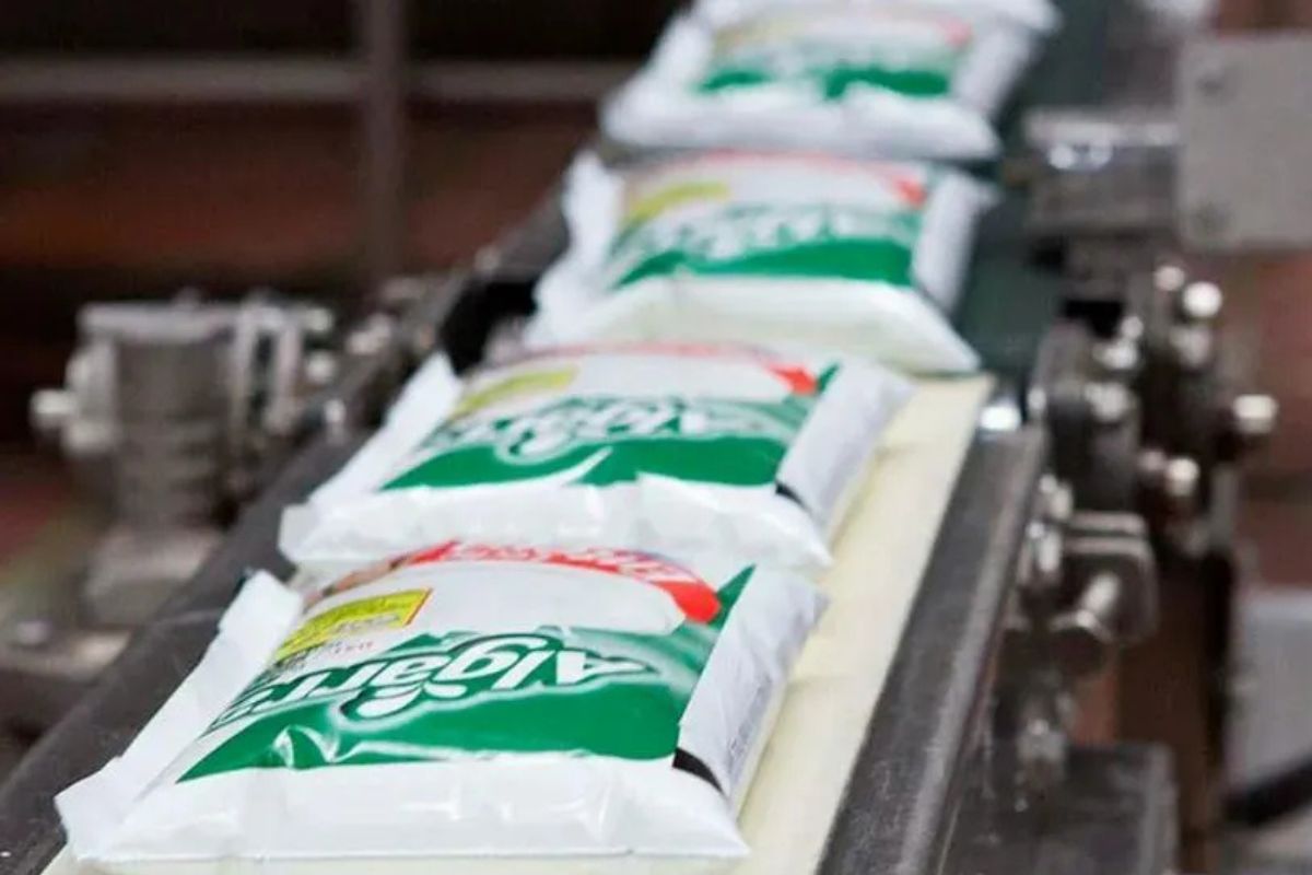 Tras el cierre de la planta de Cogua, Gloria Foods suspende la producción de Algarra y Lechesán en Colombia. Sepa qué ocurrirá con estas marcas. 