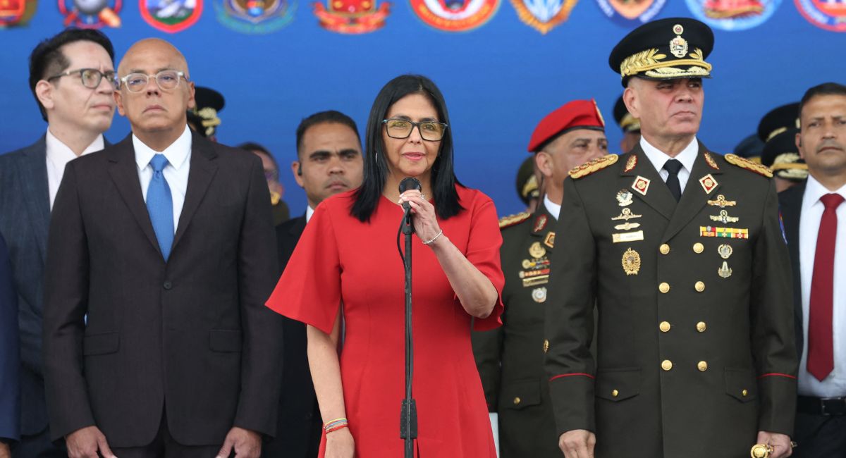 Delcy Rodríguez destituyó a Vladimir Padrino, quien estuvo al frente de las Fuerzas Armadas chavistas durante más de una década.