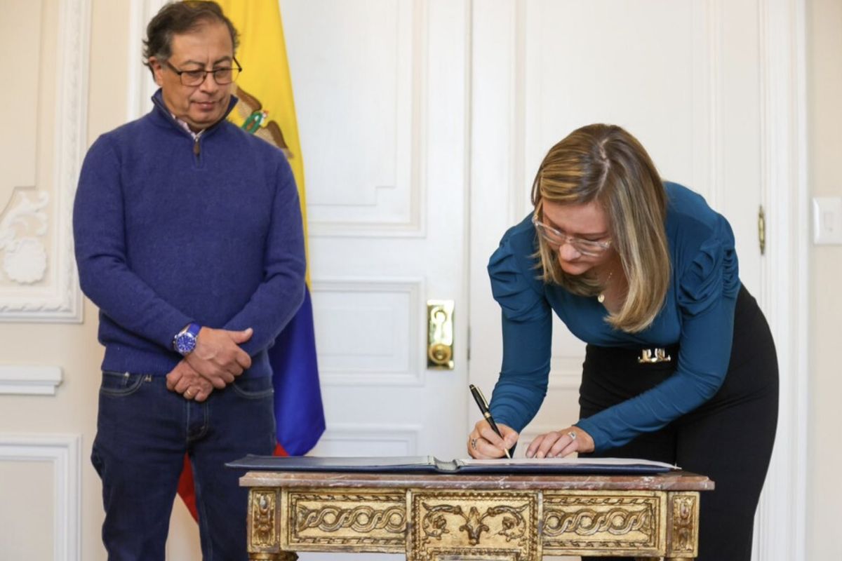 ¿Por qué tumbaron nombramiento de Cielo Rusinque en la SIC y qué dijo Petro?