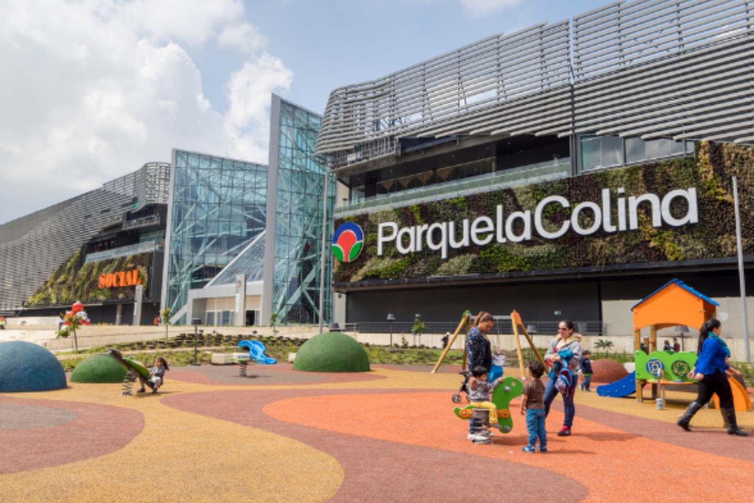 MallPlaza, Parque La Colina y Diverplaza transformaron los centros comerciales