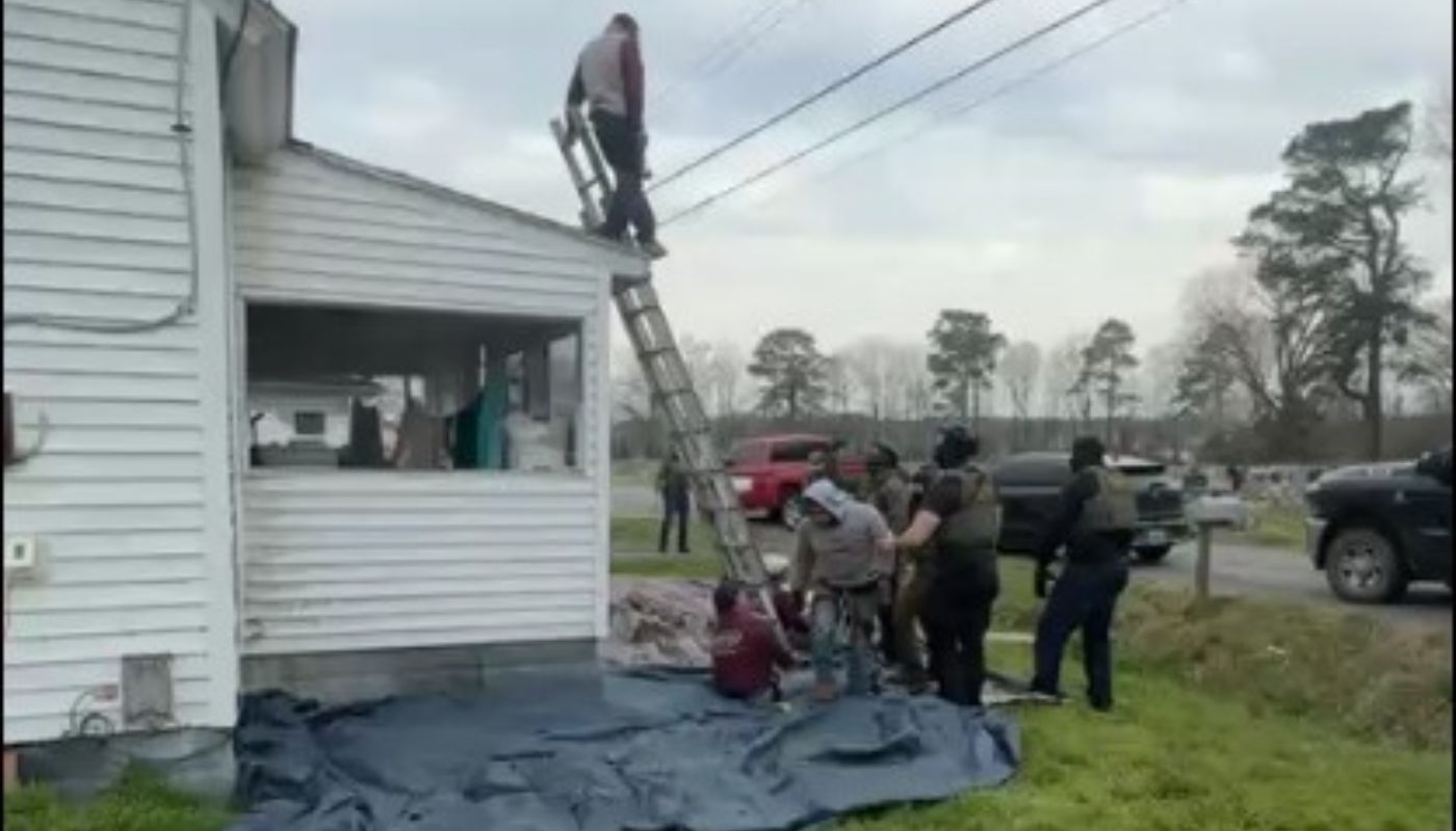 Mujer contrató trabajado latinos y luego les llamó a ICE para no pagarles