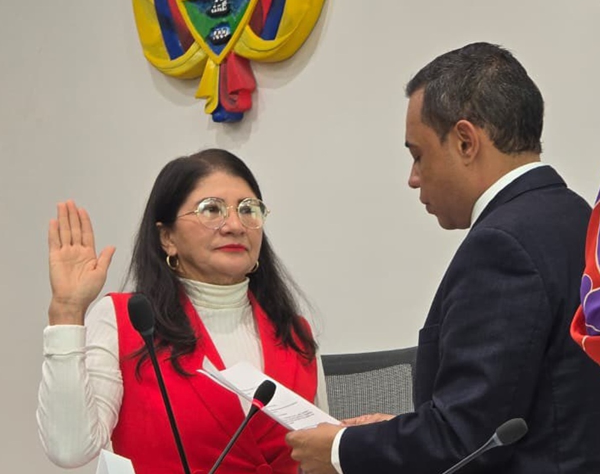 Senadora ex-Farc como autoridad en DD. HH. remueve dolor de las víctimas