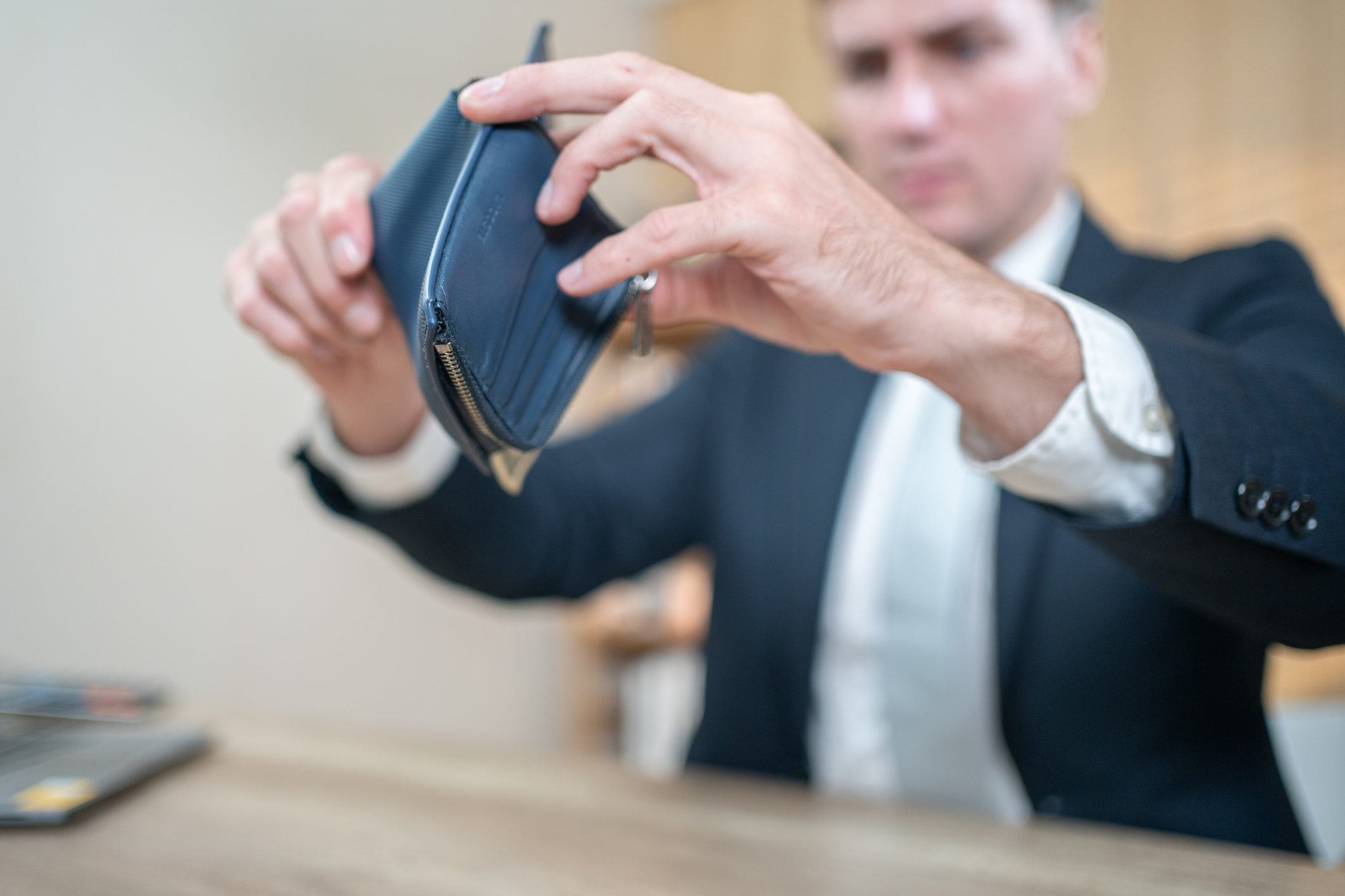 Tasas de interés en Colombia subirían 100 puntos básicos, advierte ANIF