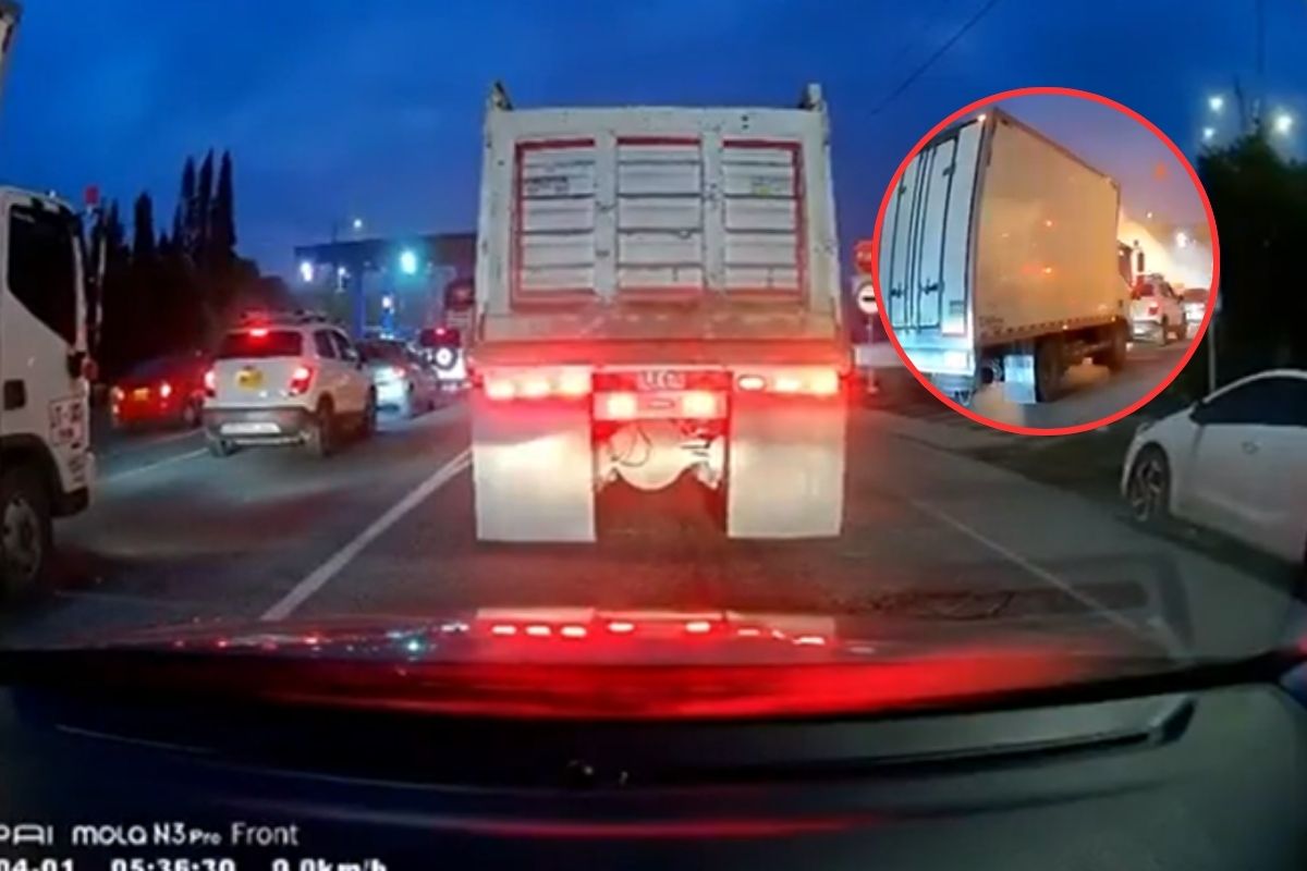 Momento exacto del accidente de un camión en el peaje de Casablanca, Zipaquirá