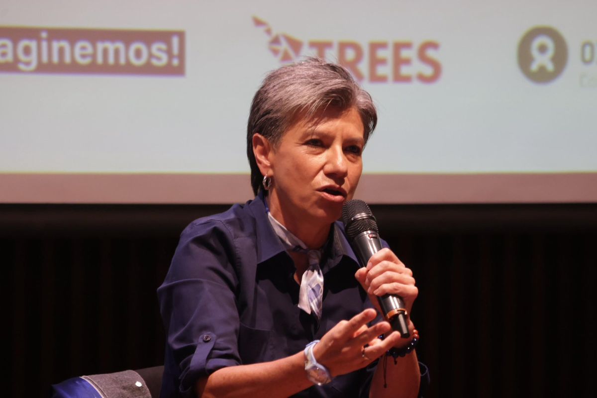 Claudia López sacude la política: compare a Paloma Valencia con el "pasado de Uribe" y a Iván Cepeda con el "presente de Petro". Lea el fuerte mensaje aquí