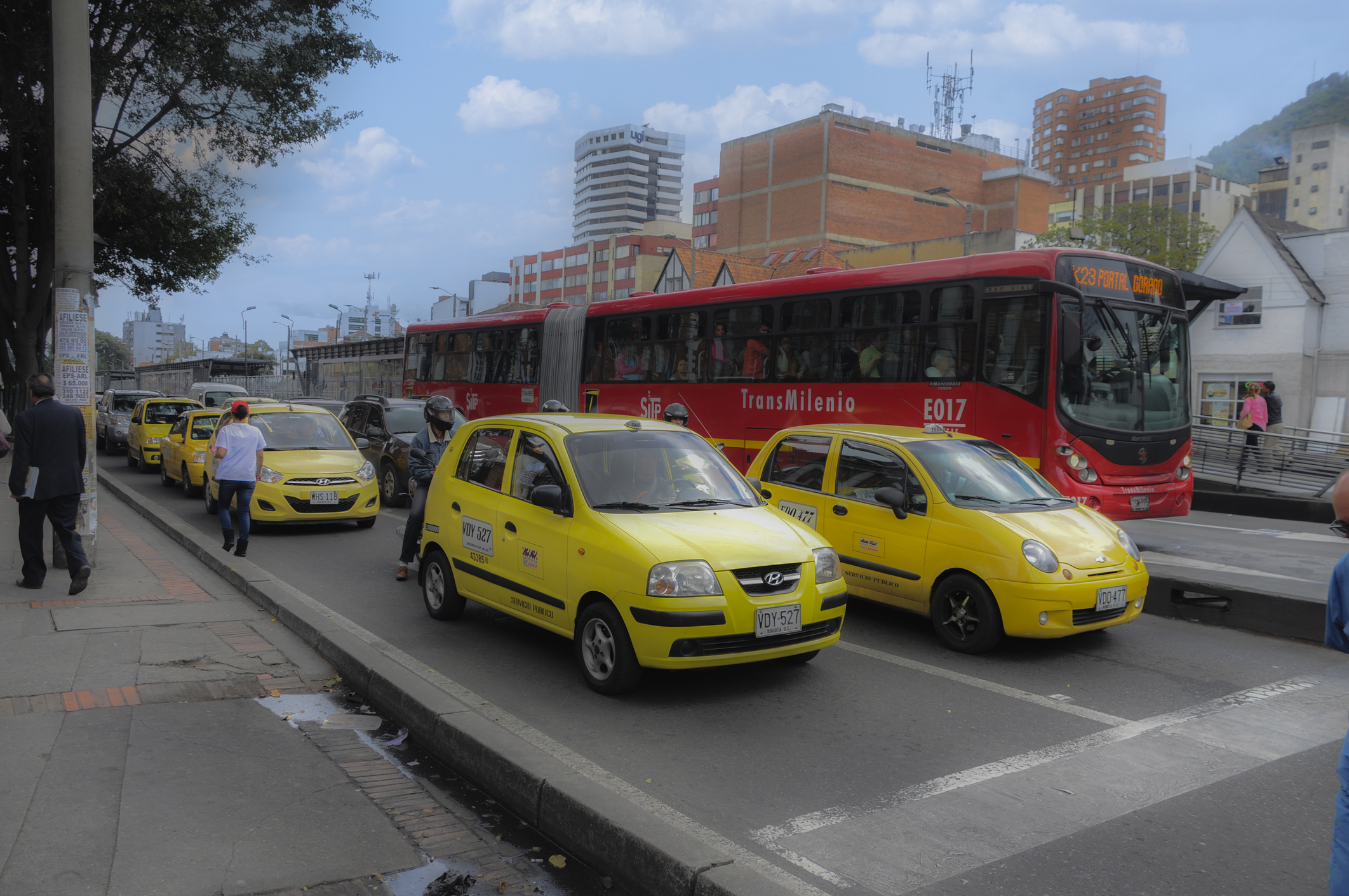 Preocupante amenaza de vocero de taxistas en Bogotá que anuncia más bloqueos