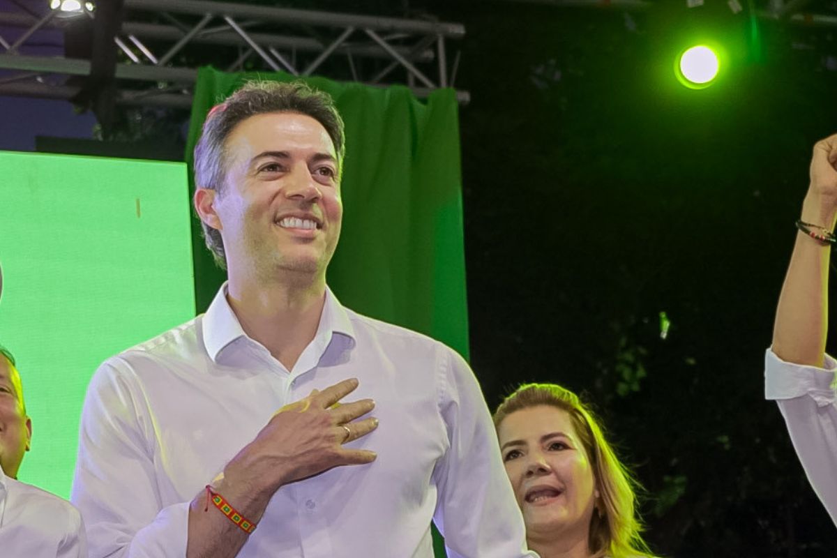 Daniel Quintero sería el nuevo Superintendente de Salud de Petro. Conozca los detalles del caso Aguas Vivas y la sanción que pone en duda su llegada.