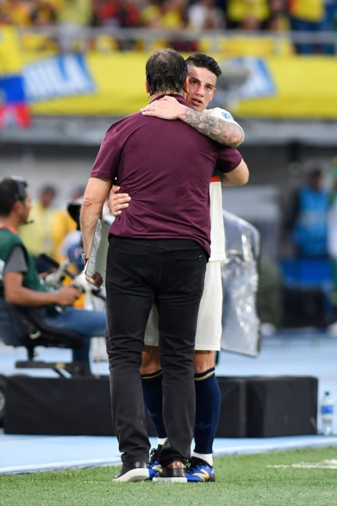 James Rodríguez y Néstor Lorenzo / Getty