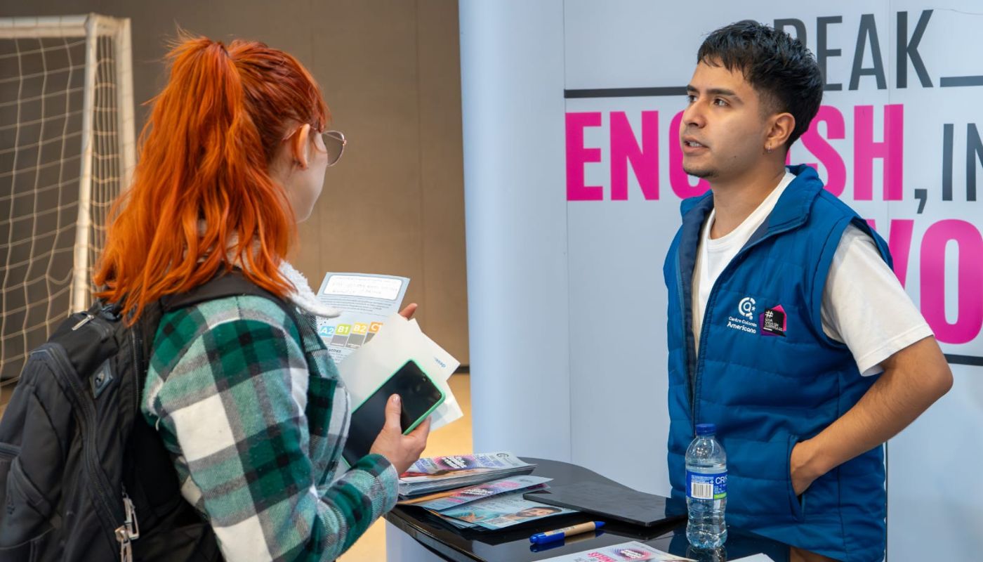 Feria de empleo ofrece cerca de 1.000 vacantes en más de 40 empresas en Bogotá