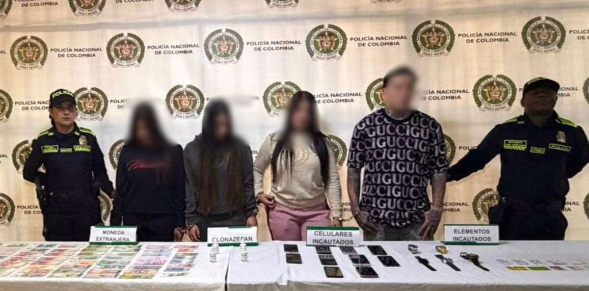 Cae en Medellín la banda de robos con apps de citas, llamada 'las Tinderianas'