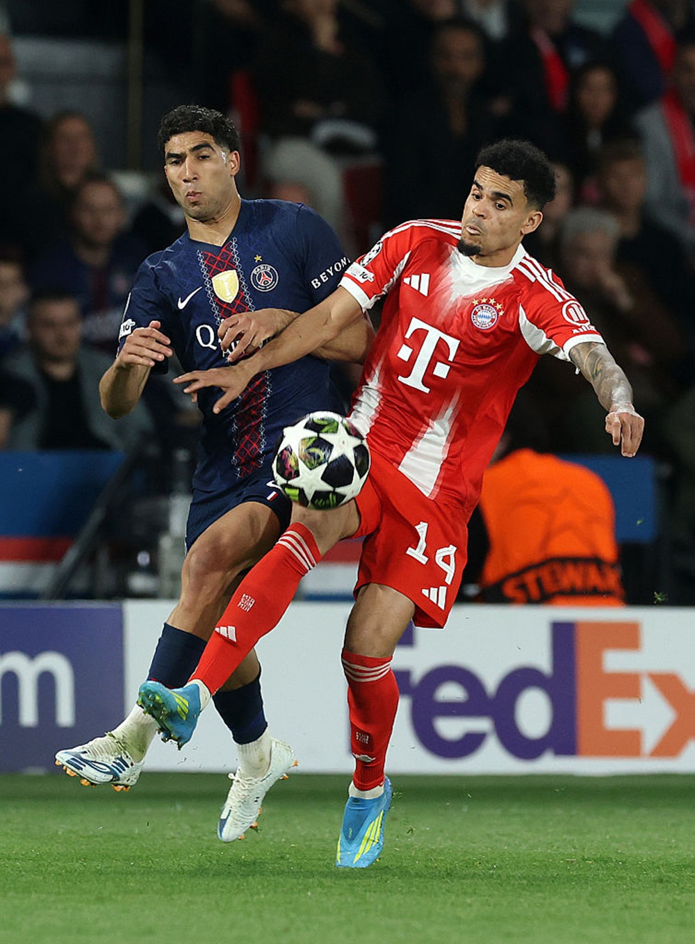 Luis Díaz vs. PSG