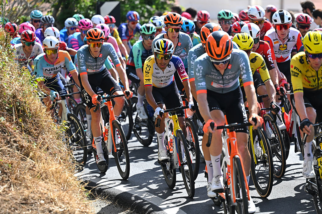 Egan Bernal y Ben Turner