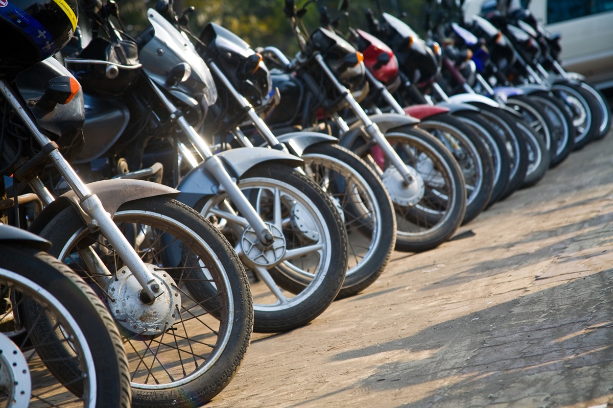 ¿Cuánto cuesta mantener moto más vendida de Colombia? Esto pagaría al mes