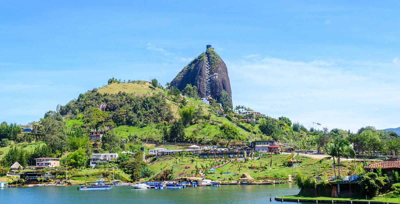 vista panorámica de El Peñol Colombia