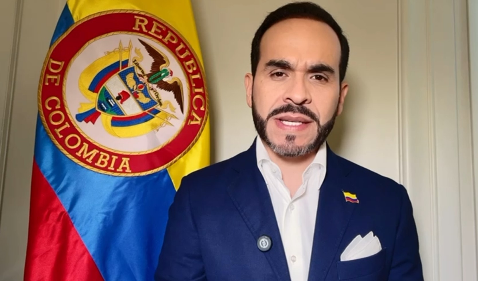 Abelardo recibe apoyo para elecciones de Colombia y habla Natalia Ponce de León