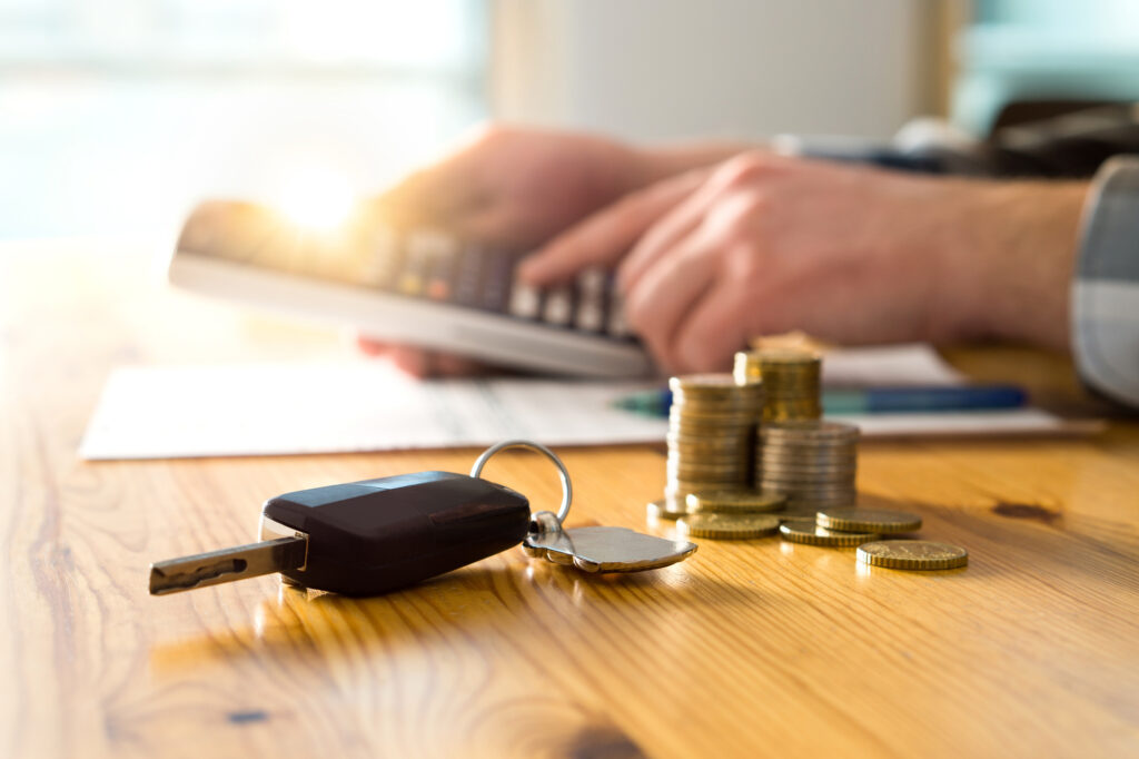 Pago de impuesto vehicular /Getty