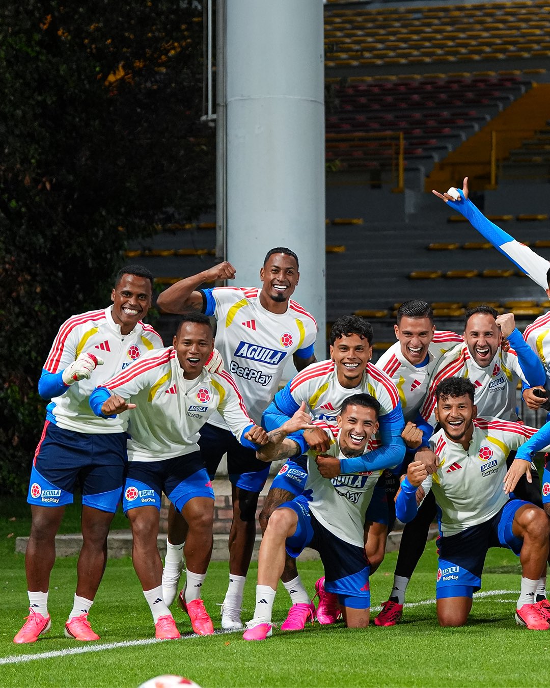Despedida Colombia: partido Colombia vs. Costa Rica: elementos prohíbidos