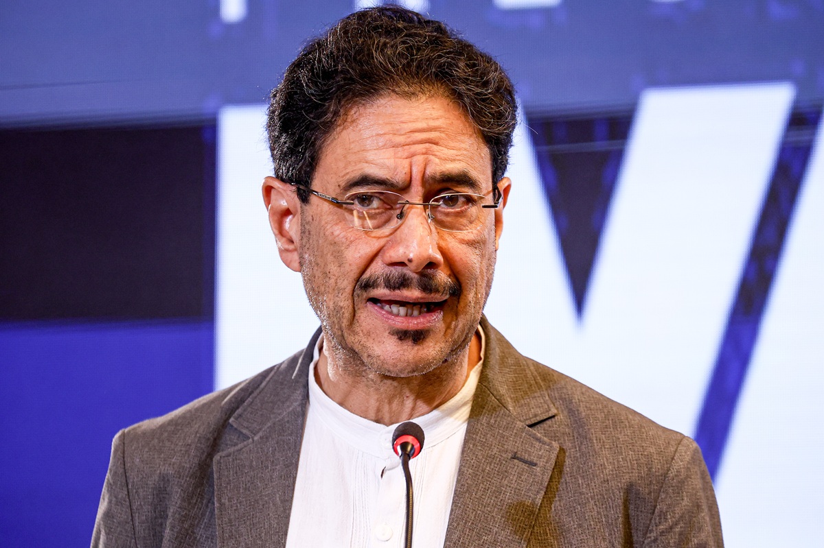 La palabra que Iván Cepeda vetó de su plan de gobierno: tuvo que editarlo
